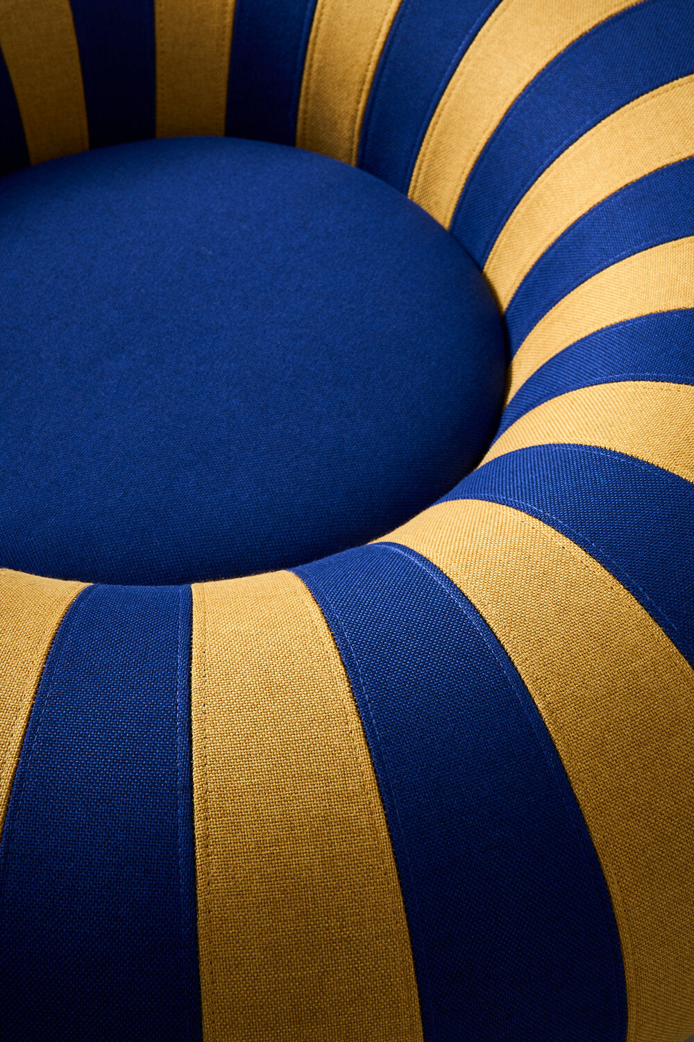 Float puf, Dark Blue/Ochre - 25x80 cm.